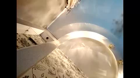 Effy online show from November 18, 4:30 pm