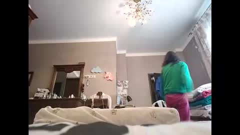 Snapshot of effy007 chatting on December 24, 10:33 am Effy online show from December 24, 10:33 am