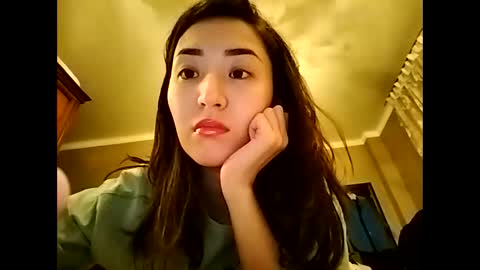 Snapshot of effy007 chatting on February 13, 2:09 pm Effy online show from February 13, 2:09 pm