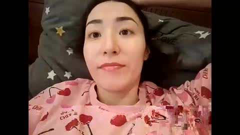 Snapshot of effy007 chatting on March 6, 9:47 am Effy online show from March 6, 9:47 am