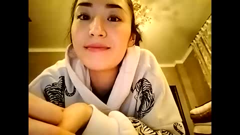 Snapshot of effy007 chatting on December 11, 12:34 pm Effy online show from December 11, 12:34 pm