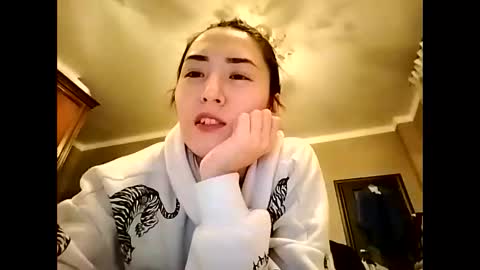 Snapshot of effy007 chatting on January 8, 1:52 pm Effy online show from January 8, 1:52 pm