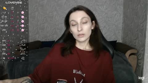 Snapshot of effy_gray chatting on September 11, 12:44 am Anna online show from September 11, 12:44 am