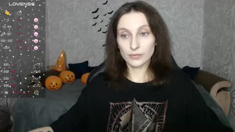 Snapshot of effy_gray chatting on October 27, 5:25 am Anna online show from October 27, 5:25 am