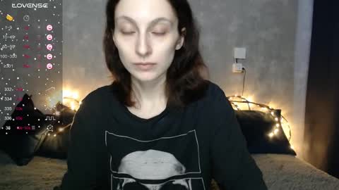 Snapshot of effy_gray chatting on February 16, 9:59 am Anna online show from February 16, 9:59 am