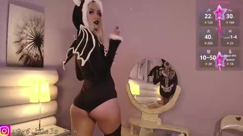    online show from September 18, 5:44 pm