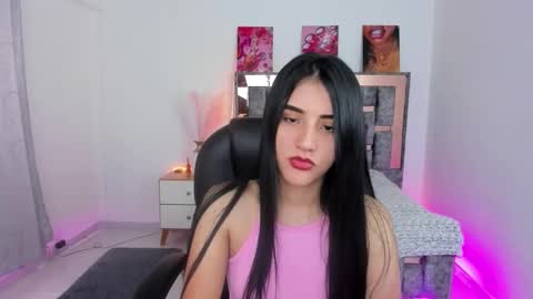 ELAINE online show from January 8, 1:15 pm