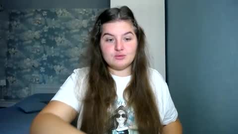 Elanis online show from October 26, 12:11 pm