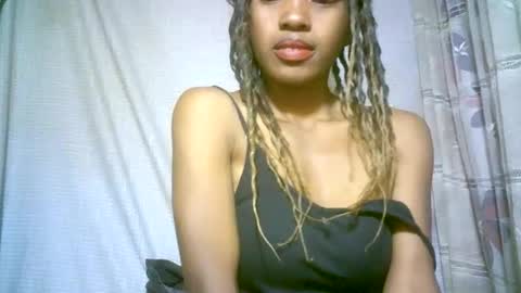 elenah013 online show from February 23, 5:17 am