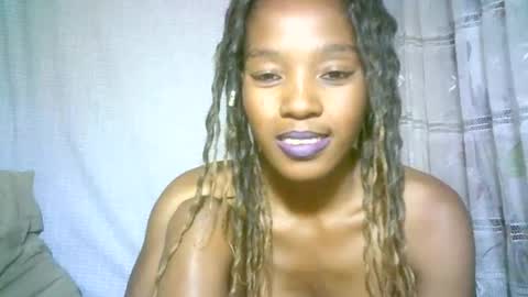 elenah013 online show from January 27, 6:19 am