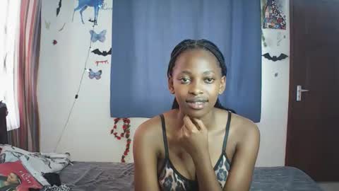 eleniedoll online show from February 18, 9:19 am