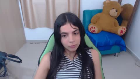 agnes online show from February 24, 6:15 pm