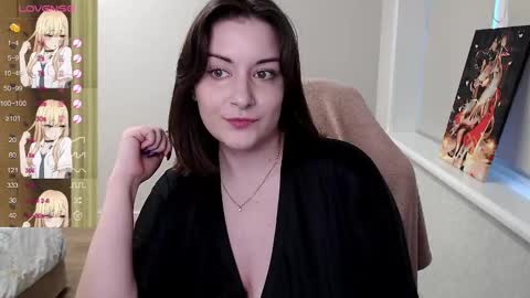 Elise online show from December 8, 2:49 am