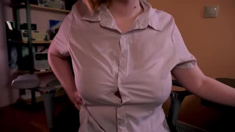 Ellie online show from February 4, 6:49 am