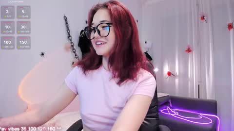 Hey Im Elizzi. Lets have fun and enjoy together  online show from October 21, 3:32 am