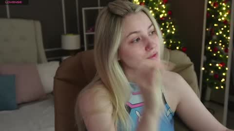 Elina online show from December 14, 1:17 am