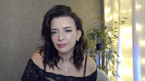 Elina online show from December 28, 11:59 pm