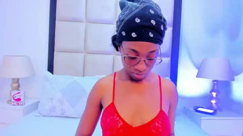 elisabettamonroy online show from September 24, 2:05 pm