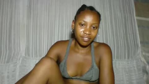 elita12010 online show from February 9, 8:44 pm