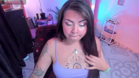 Elizabeth Martinez online show from February 9, 3:58 pm