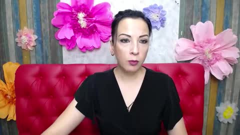 ElizabethSho online show from September 16, 5:32 pm