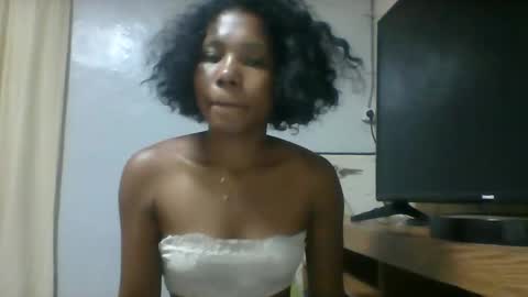 elizagayah online show from February 24, 8:07 pm