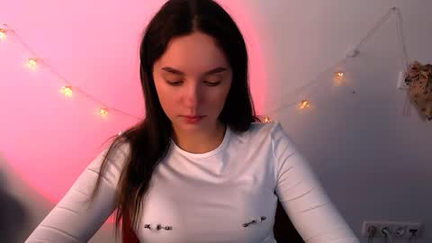 elizsun online show from March 3, 9:15 am