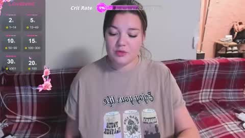 Snapshot of elkapulka chatting on October 22, 3:22 am Lina online show from October 22, 3:22 am