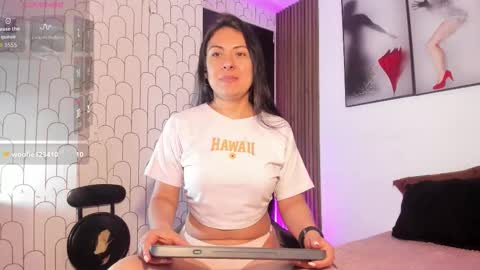 ella rouse online show from October 18, 2:31 pm