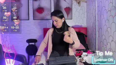 ella rouse online show from February 14, 12:36 pm