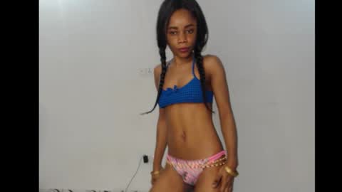 ella online show from October 23, 5:46 am