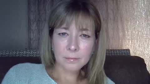 Snapshot of ellajohnsonx chatting on September 19, 2:38 pm ellajohnsonx online show from September 19, 2:38 pm