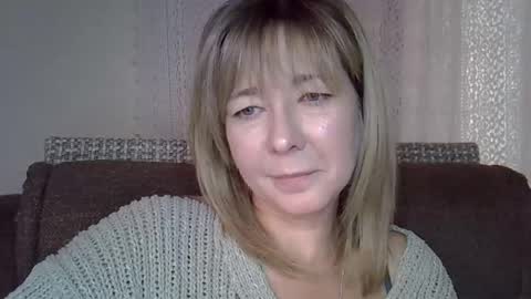 Snapshot of ellajohnsonx chatting on September 28, 2:22 pm ellajohnsonx online show from September 28, 2:22 pm