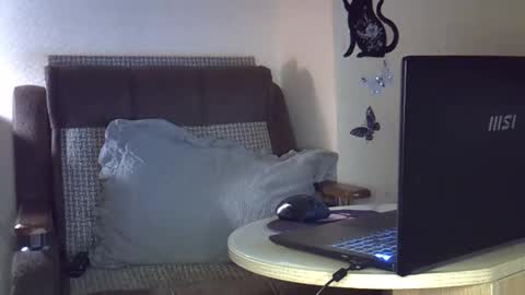 ellajohnsonx online show from February 19, 5:34 pm