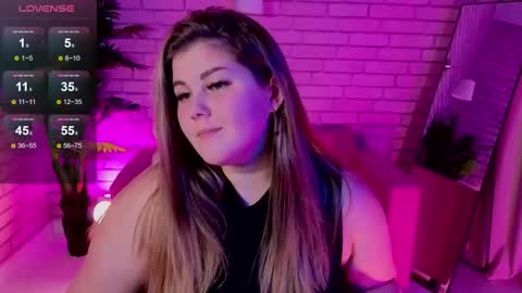 Scarlet online show from December 17, 1:11 am