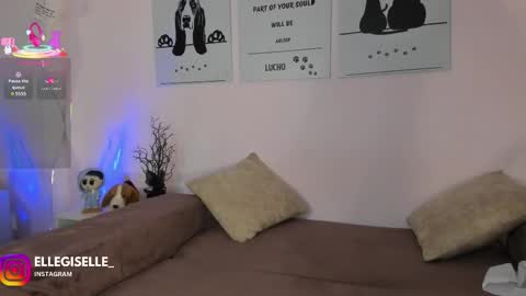 Yiss online show from November 3, 3:32 am