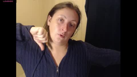 elle online show from November 14, 12:05 pm