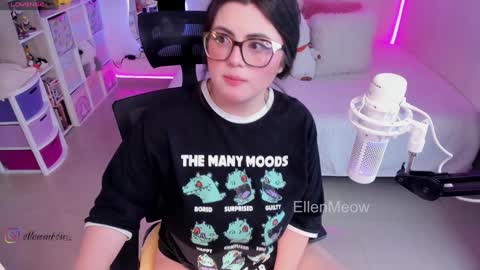 Meow in da house  . online show from January 10, 10:28 am