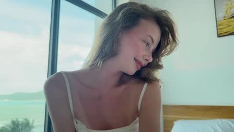 Snapshot of elli_harmon chatting on February 8, 7:37 am Ellie  ---Ill see you either on Wednesday or Thursday and definitely on Saturday and Sunday online show from February 8, 7:37 am