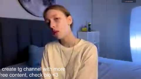 Ellie online show from October 29, 7:23 am