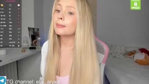 elly_aryxd online show from November 17, 3:13 pm