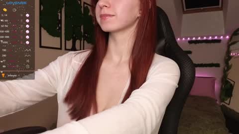 Elly Wilsons  online show from December 22, 3:59 pm