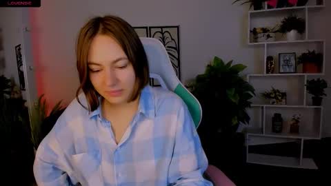 elma_lily online show from October 9, 6:17 am