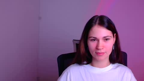 Elsa online show from January 18, 7:58 pm