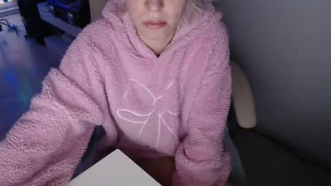 elssa_rush online show from December 5, 11:44 am