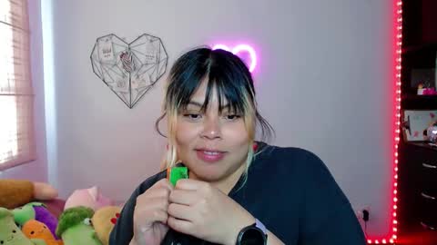 Ely online show from December 1, 8:44 pm