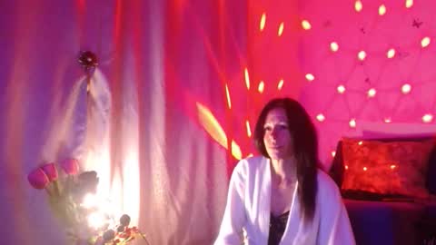 Elisa online show from November 8, 1:54 am