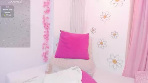 A N D R E A online show from December 18, 6:51 am