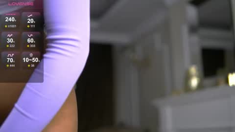 Ema online show from October 25, 5:04 am