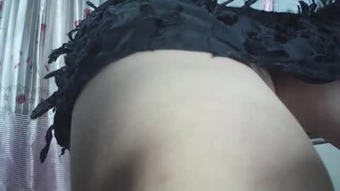 emailisa online show from December 14, 9:26 am